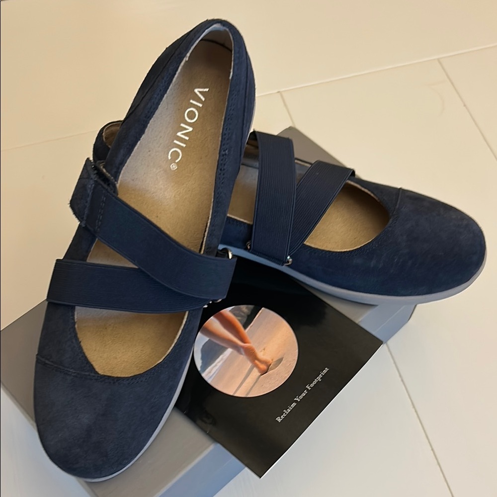 Vionic Blue suede Shelby Maryjane loafer elastic strap slip on - Picture 2 of 7